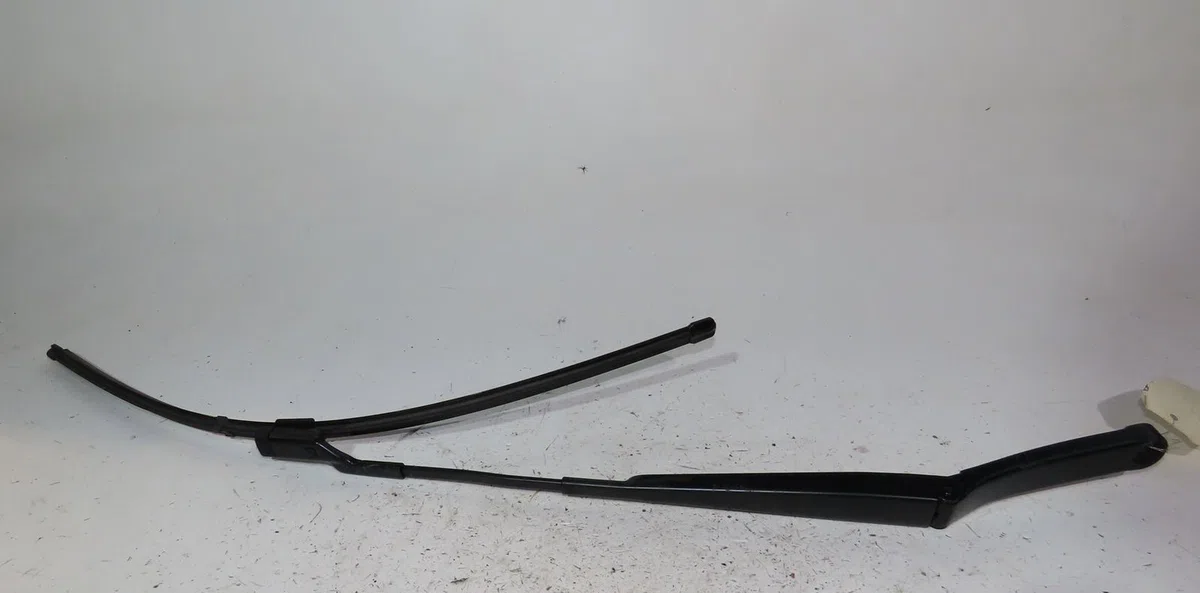 Bras essuie-glace avant gauche Seat LEON ST (5F8) 2.0 tdi (2013-2018) occasion