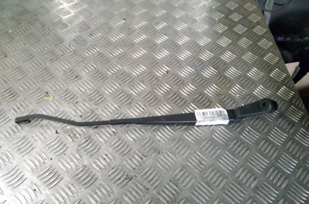 Bras essuie-glace avant gauche Suzuki ALTO VII (GF) 1.0 (amf310) (2009) occasion