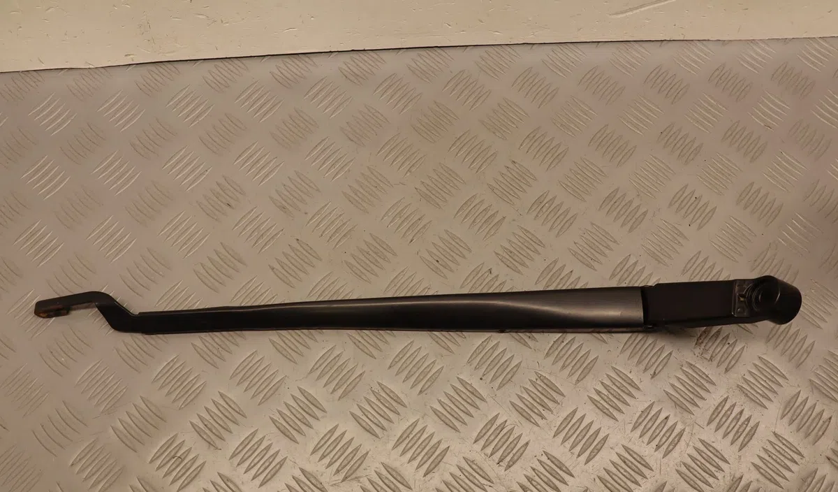 Bras essuie-glace avant gauche Toyota AURIS (_E15_) 2.0 d-4d (ade150_) (2006-2012) occasion