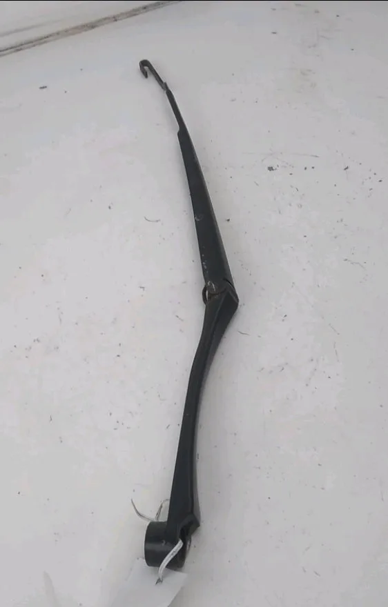 Bras essuie-glace avant gauche Toyota RAV 4 III (_A3_) 2.2 d 4wd (ala30_) (2006-2012) occasion