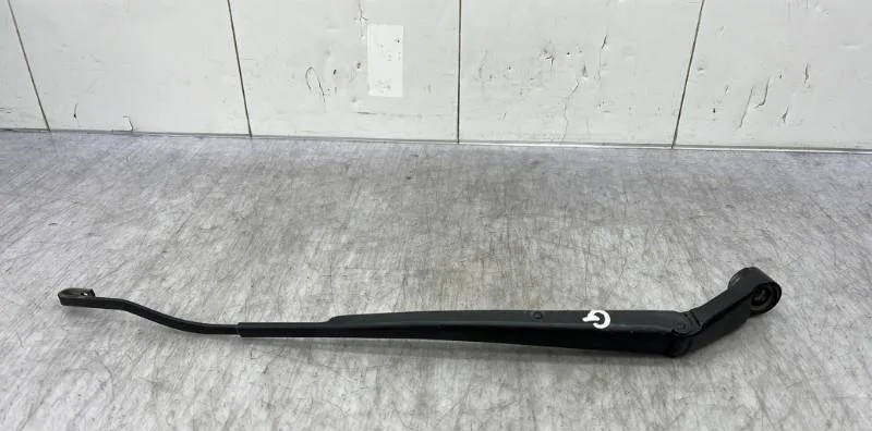 Bras essuie-glace avant gauche TOYOTA YARIS 2 PHASE 2 occasion