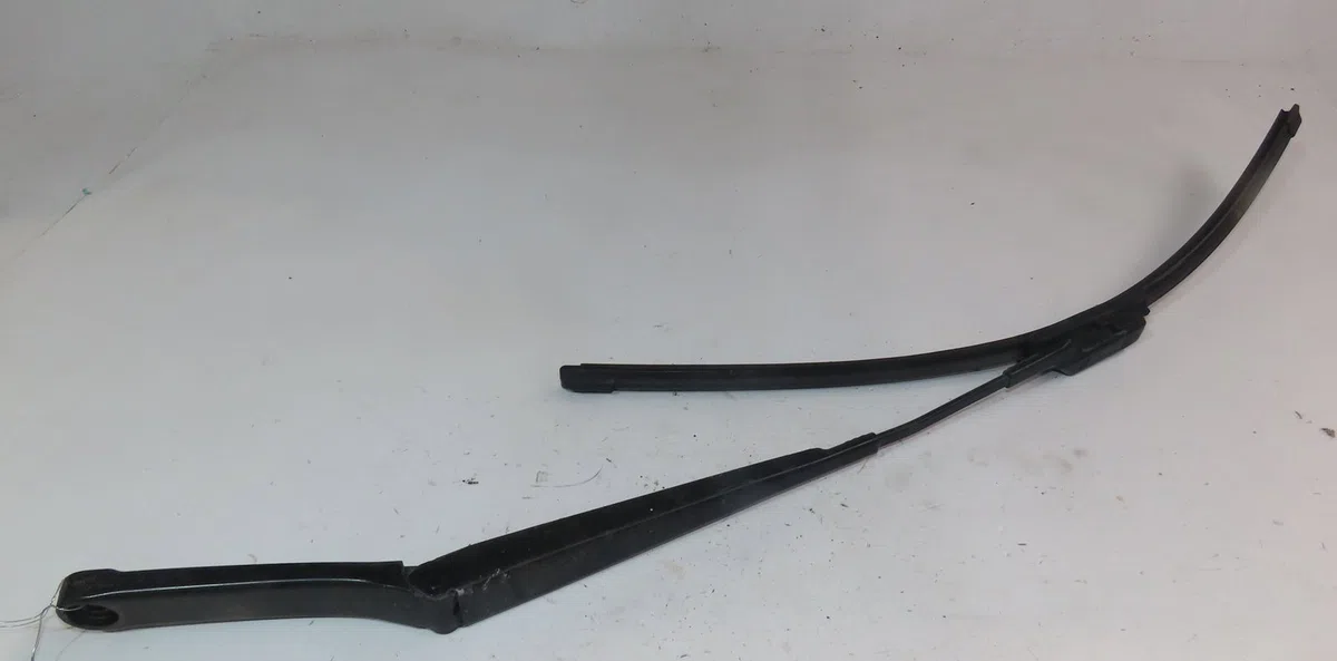Bras essuie-glace avant gauche Volkswagen GOLF VII (5G1, BQ1, BE1, BE2) 2.0 gti (2013-2020) occasion