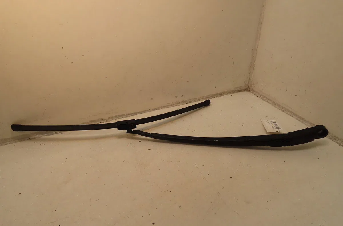 Bras essuie-glace avant gauche Volkswagen TOUAREG (7LA, 7L6, 7L7) 3.0 v6 tdi (2004-2010) occasion