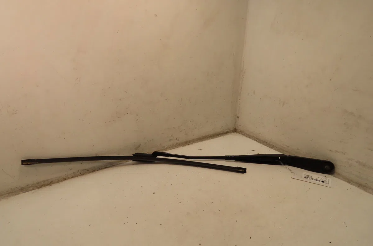 Bras essuie-glace avant gauche Volvo V60 I (155) D4 (2013-2015) occasion