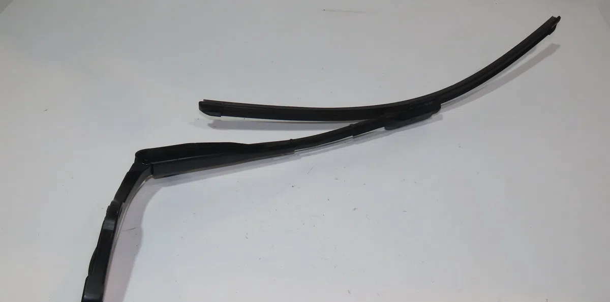 Bras essuie-glace avant gauche Volvo XC40 (536) D3 (2018-2021) 5 portes occasion