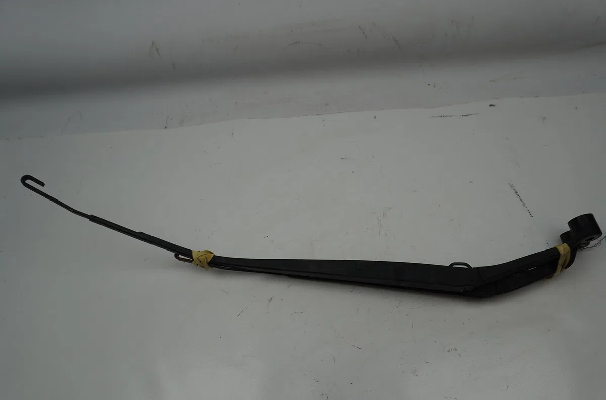 Bras essuie-glace avant Mazda 2 (DE_, DH_) 1.3 (de3fs) (2007-2015) occasion