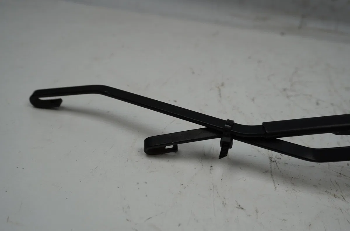 Bras essuie-glace avant Opel INSIGNIA A (G09) 2.0 cdti (68) (2008-2017) occasion
