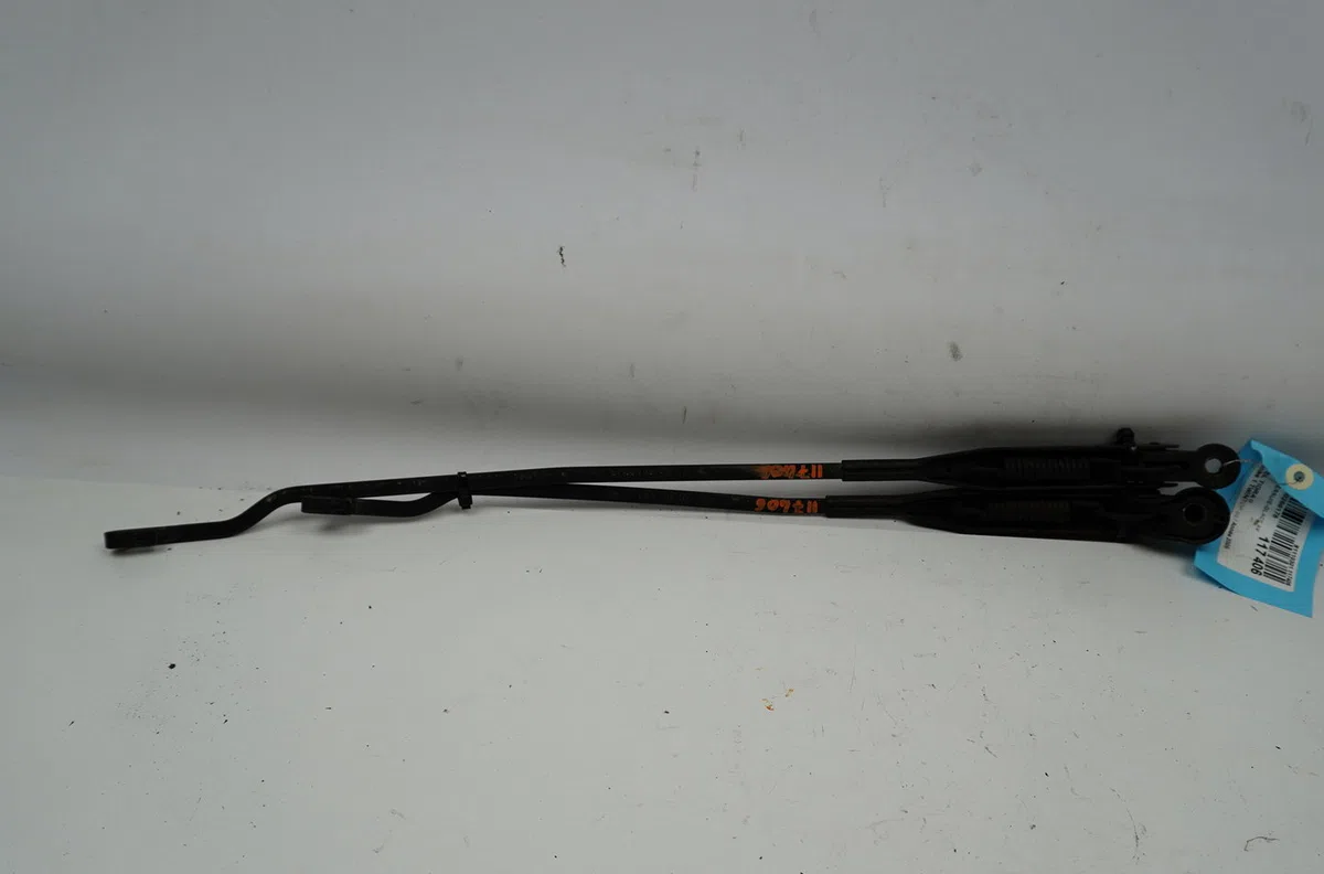 Bras essuie-glace avant Opel TIGRA TwinTop (X04) 1.8 (r97) (2004-2010) occasion