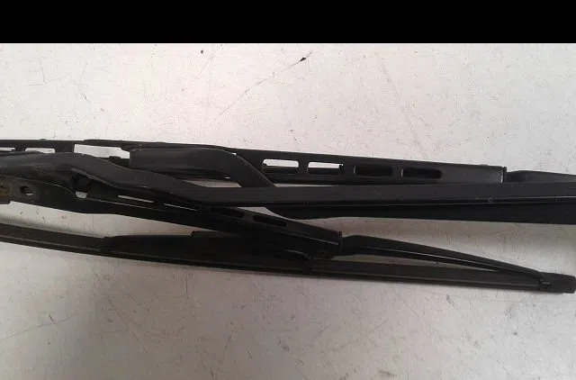 Bras essuie-glace avant Opel VECTRA B (J96) 2.0 dti 16v (f19) (1997-2002) occasion