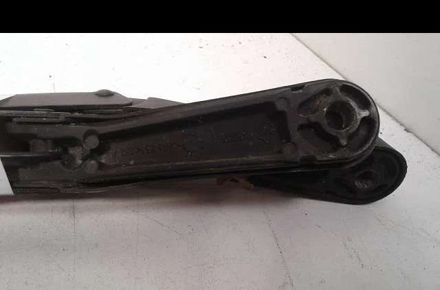 Bras essuie-glace avant Opel ZAFIRA A Monospace (T98) 2.0 dti 16v (f75) (2000-2005) 5 portes occasion