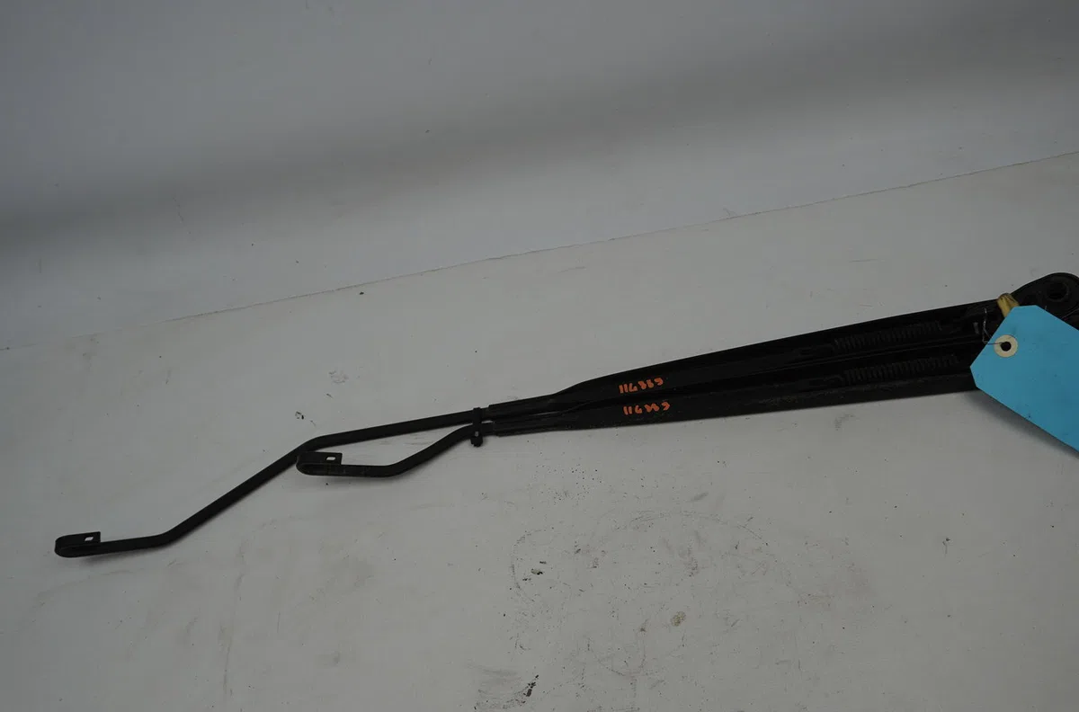 Bras essuie-glace avant Peugeot 1007 (KM_) 1.6 16v (2005) occasion