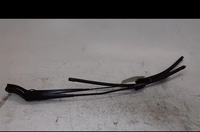 Bras essuie-glace avant Peugeot 207 CC (WD_) 1.6 hdi (2007-2015) occasion