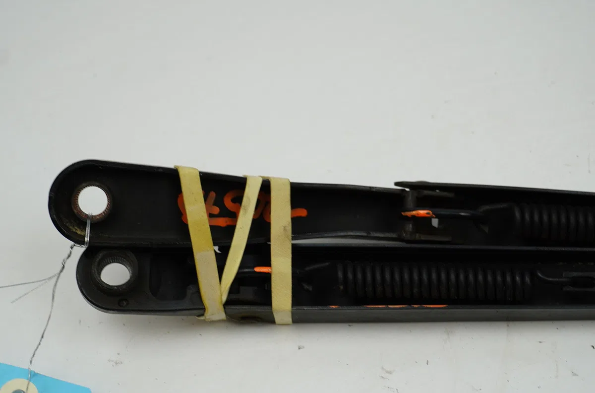 Bras essuie-glace avant Renault CLIO III (BR0-1, CR0-1) 1.5 dci (c-br0g, c-br1g) (2005-2012) 5 portes occasion