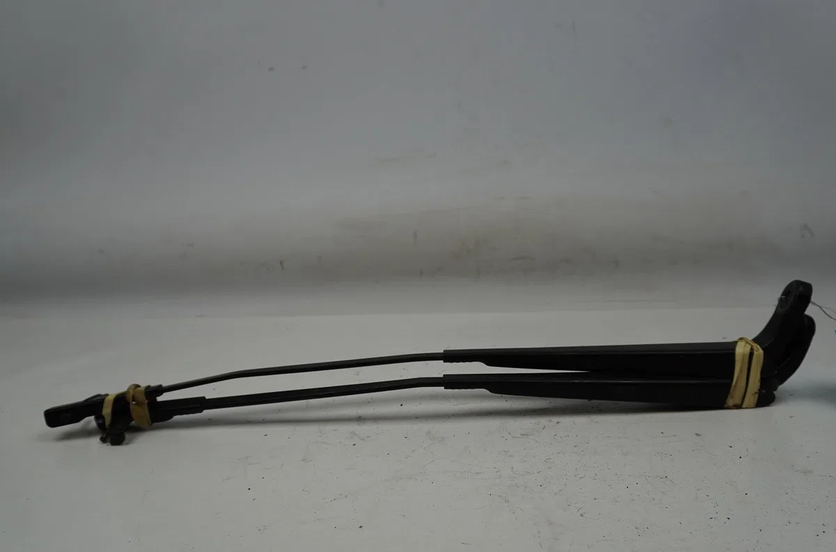 Bras essuie-glace avant Renault MODUS - GRAND MODUS (F-JP0_) 1.5 dci (fp0d, jp0d) (2004) occasion