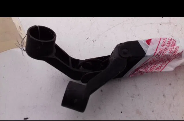 Bras essuie-glace avant Suzuki ALTO VII (GF) 1.0 (amf310) (2009) occasion