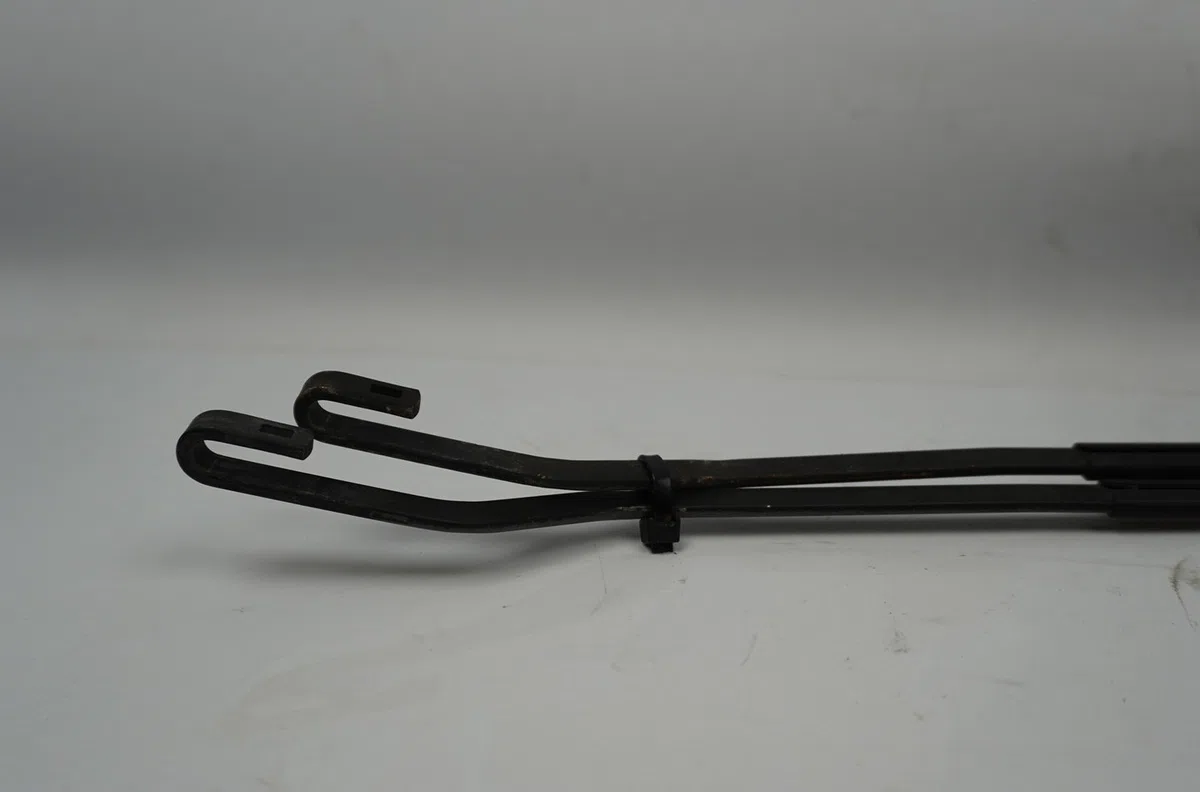 Bras essuie-glace avant Suzuki IGNIS I (FH) 1.3 4wd (rg413) (2000-2003) occasion