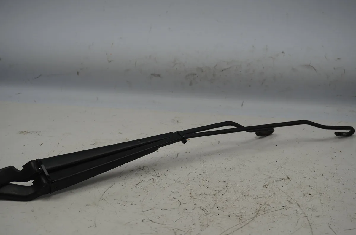 Bras essuie-glace avant Volkswagen GOLF IV (1J1) 1.6 (1997-2004) occasion