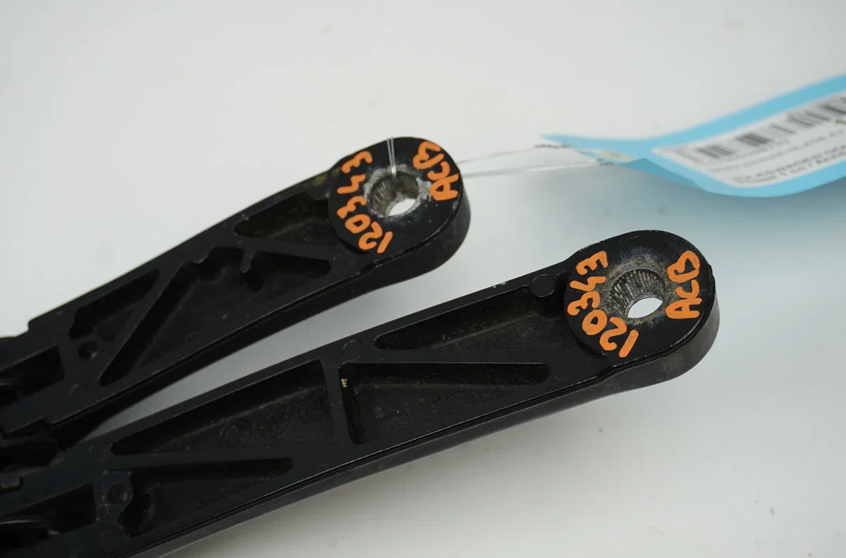 Bras essuie-glace avant Volkswagen GOLF V (1K1) 1.9 tdi (2003-2008) occasion