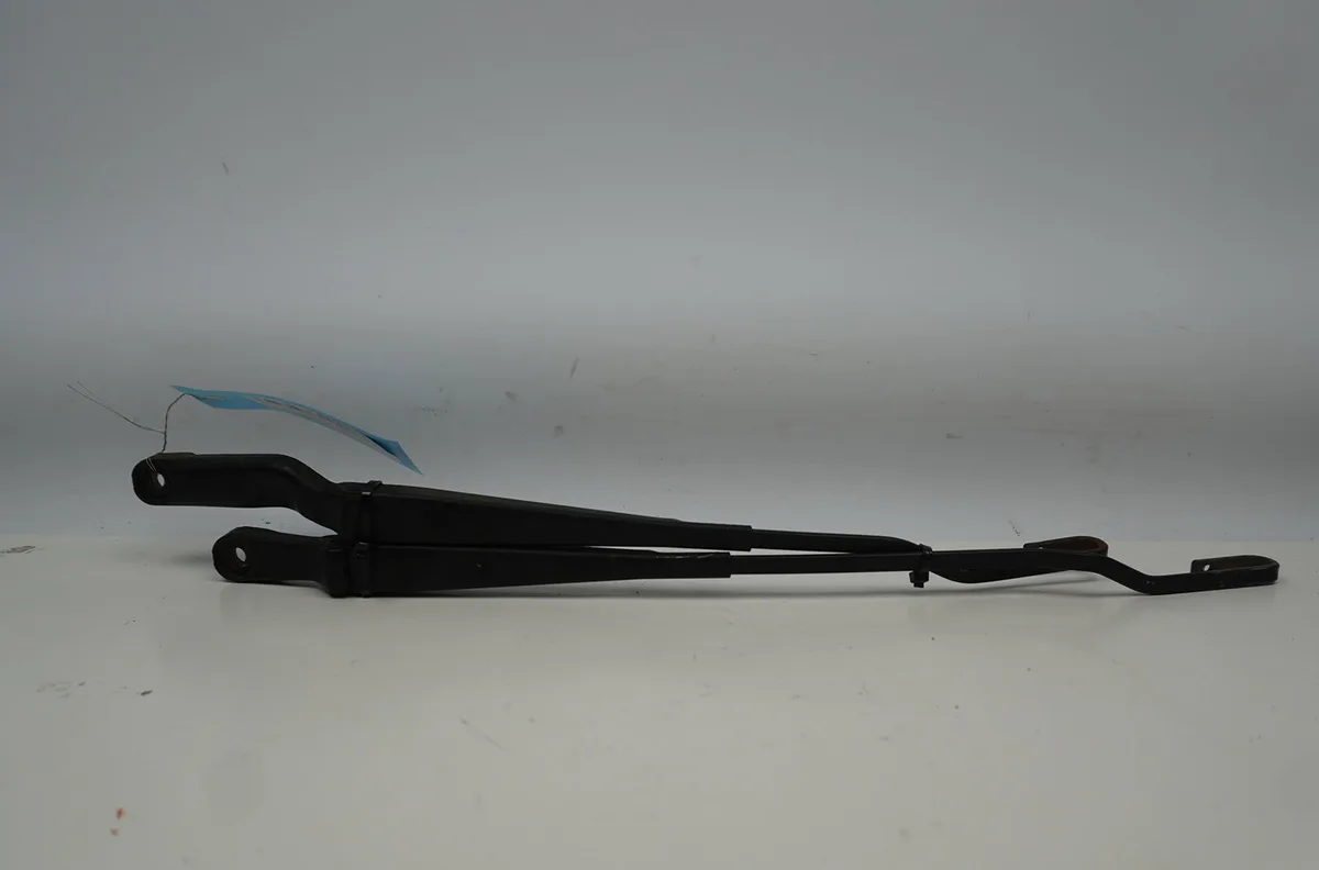 Bras essuie-glace avant Volkswagen PASSAT B3-B4 Variant (3A5, 35I) 1.9 tdi (1993-1997) occasion