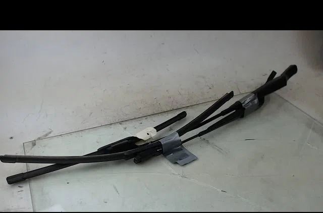 Bras essuie-glace avant VOLKSWAGEN PASSAT occasion