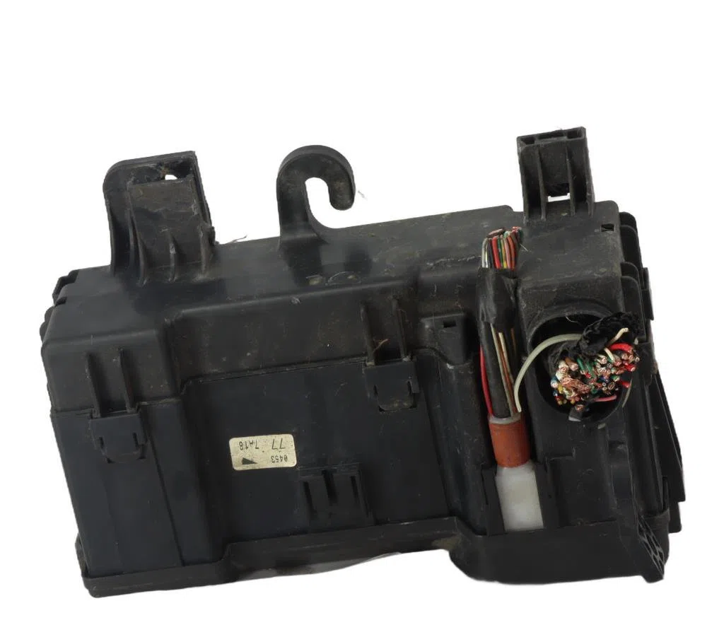 Bsm (boitier servitude moteur) CITROEN C1 1 PHASE 1 occasion — photo 2