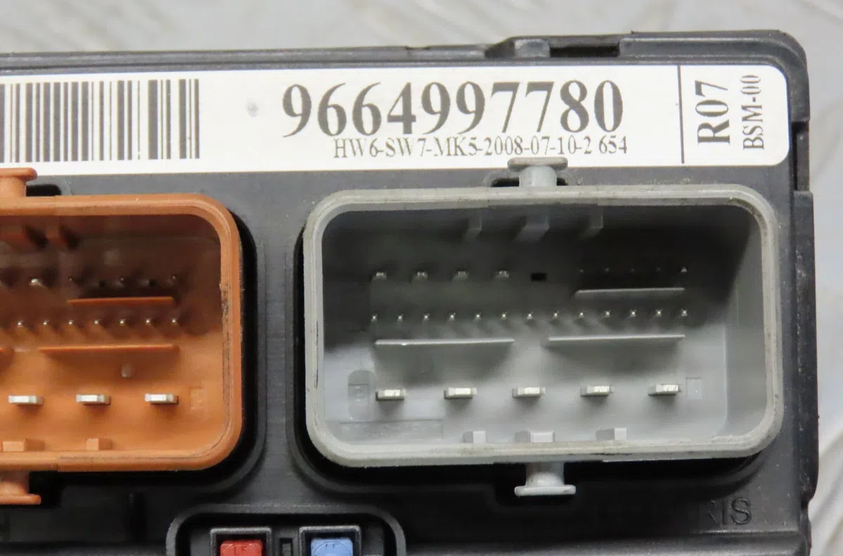 Bsm (boitier servitude moteur) Peugeot 207-207 (WA_, WC_) 1.4 16v (2006-2013) 3 portes occasion — photo 4