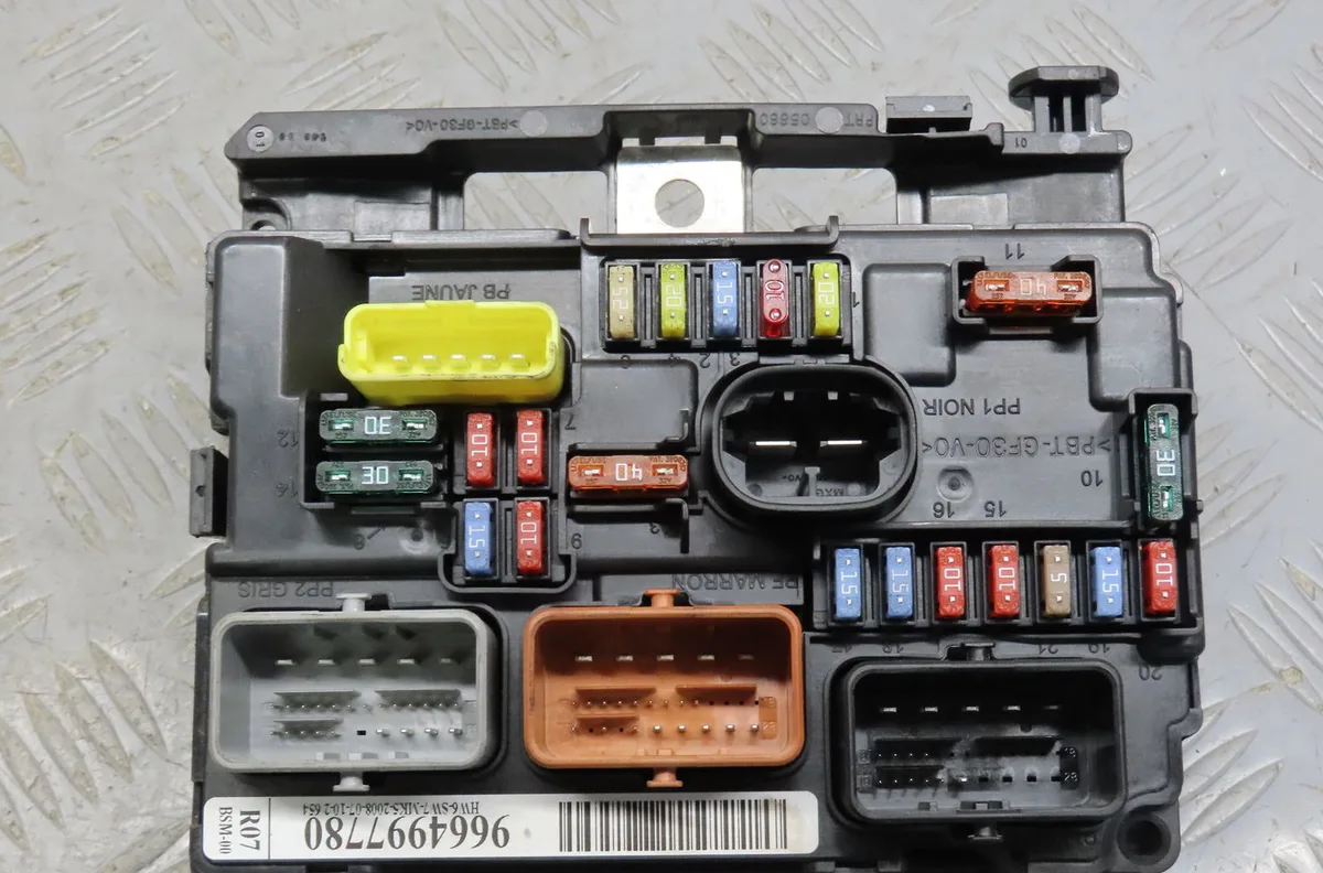 Bsm (boitier servitude moteur) Peugeot 207-207 (WA_, WC_) 1.4 16v (2006-2013) 3 portes occasion
