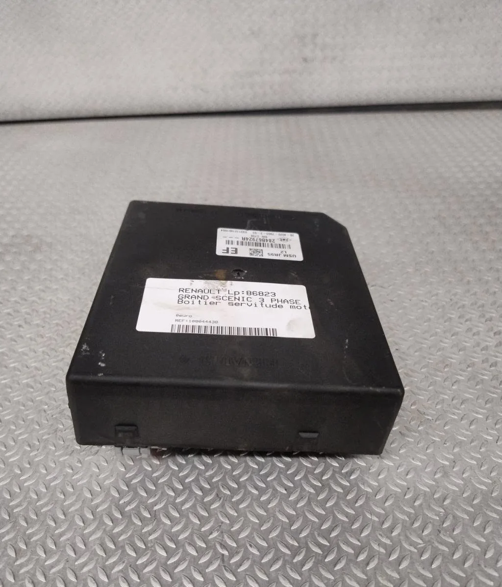 Bsm (boitier servitude moteur) RENAULT GRAND SCENIC 3 PHASE 1 occasion