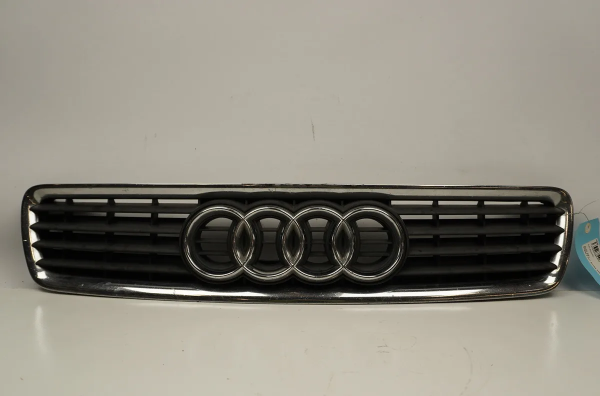 Calandre Audi A4 B5 (8D2) 1.9 tdi (1995-2000) occasion