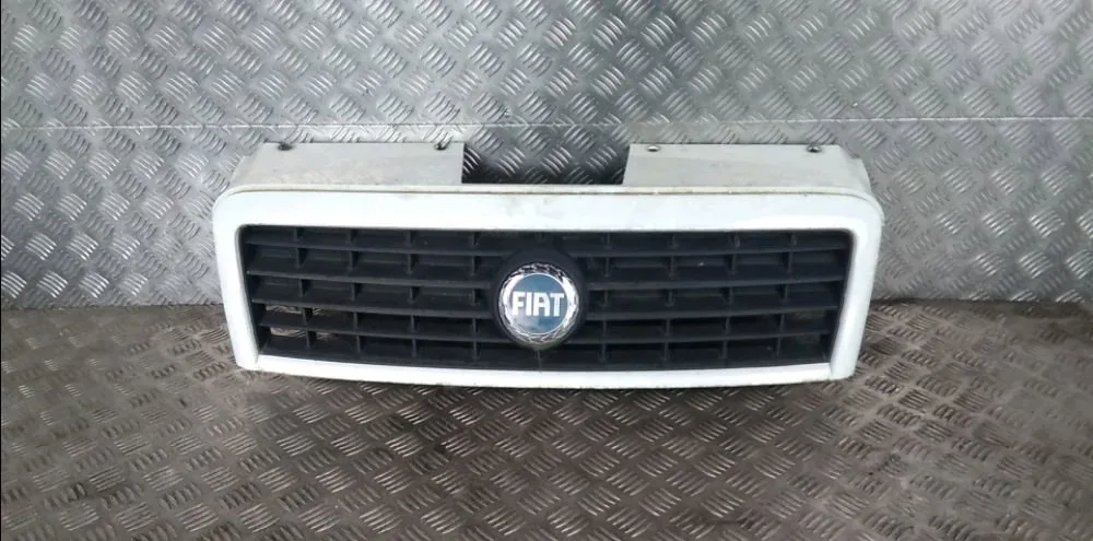 Calandre Fiat DOBLO Camionnette-Monospace (223_) 1.9 jtd (2003) occasion