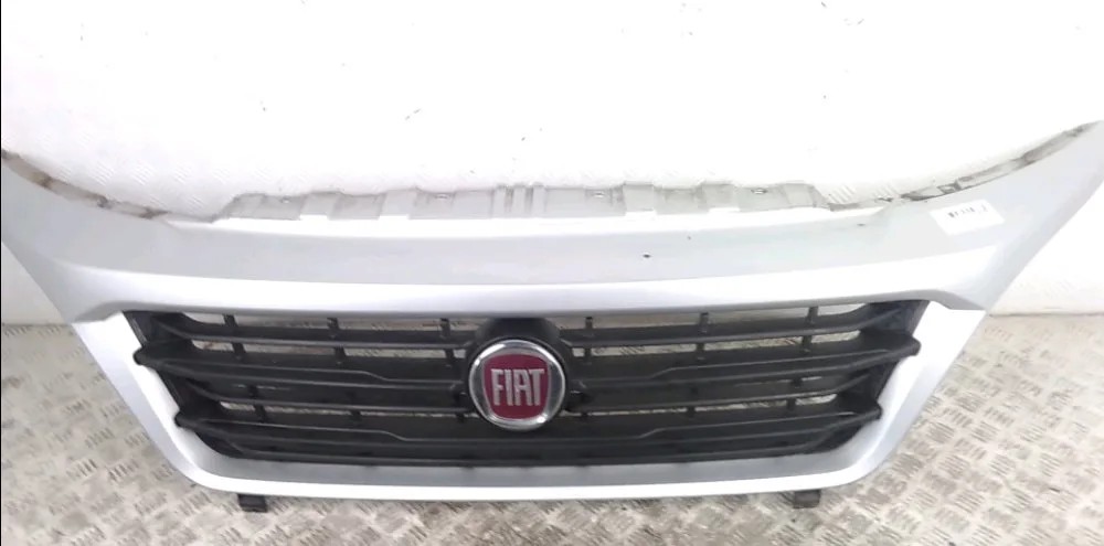 Calandre Fiat DUCATO Camionnette (250_) 115 multijet 2,0 d (2011) occasion