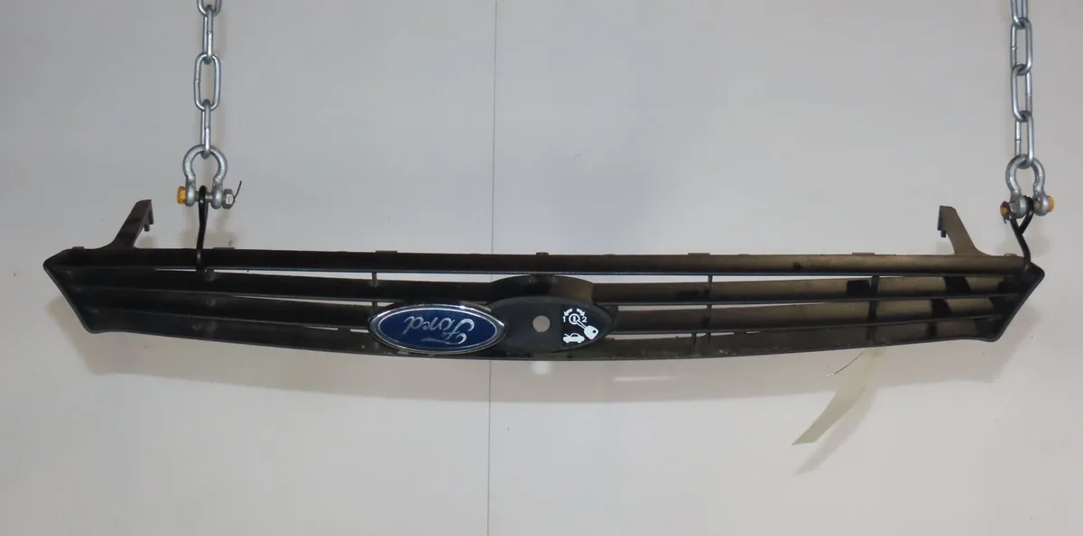 Calandre Ford FOCUS I Clipper (DNW) 1.6 16v (1999-2004) occasion