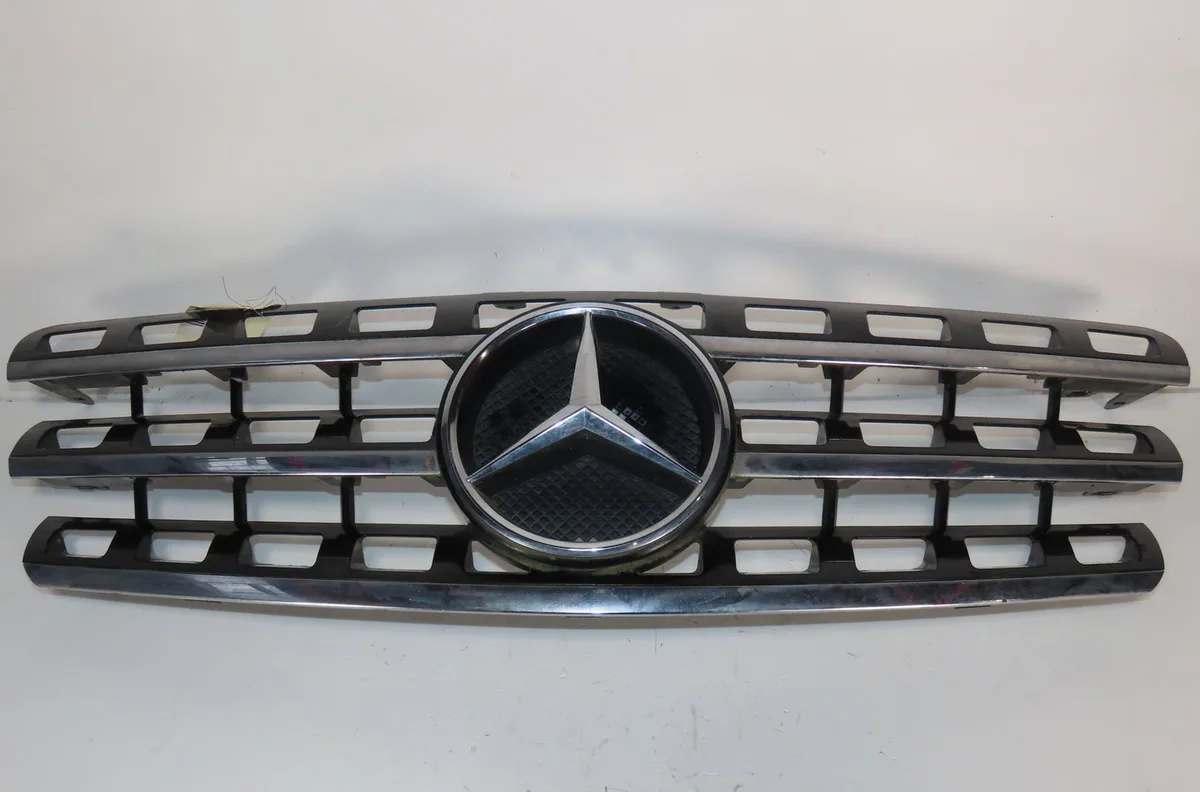 Calandre Mercedes-benz CLASSE M (W164) Ml 350 cdi 4-matic (164.125, 164.124) (2009-2011) occasion