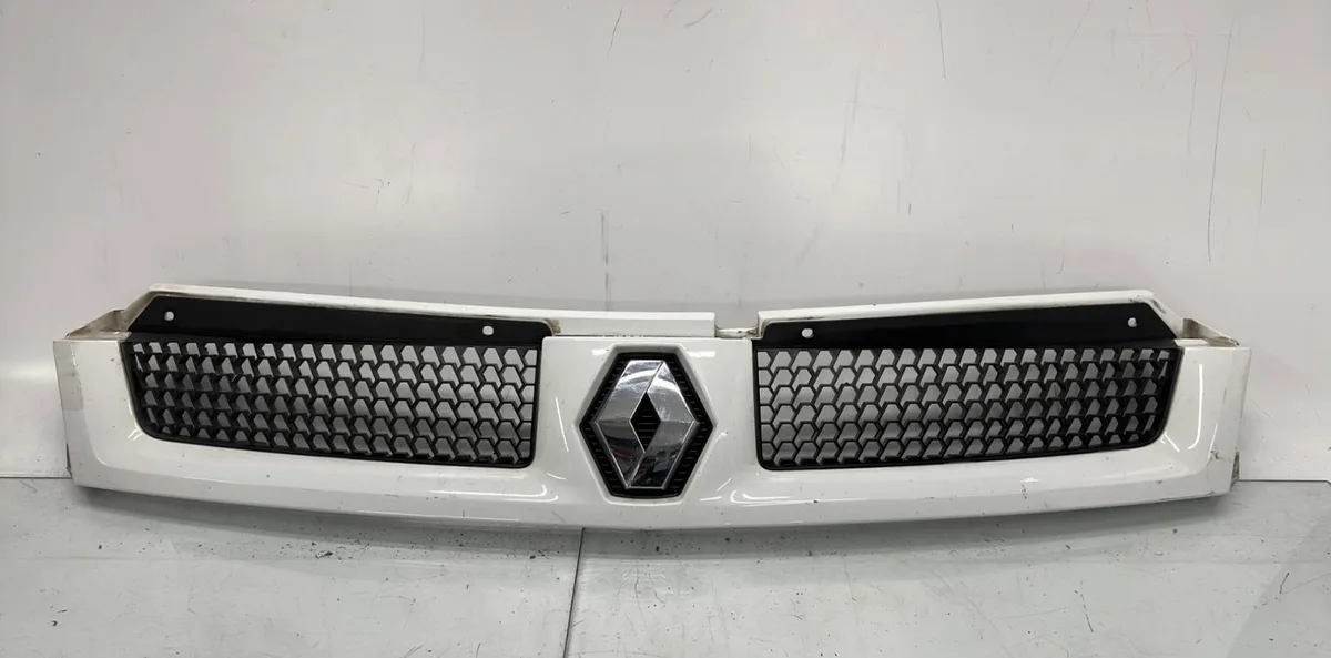 Calandre RENAULT MASTER 2 PHASE 2 occasion