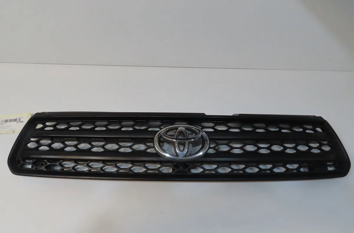 Calandre Toyota RAV 4 II (_A2_) 2.0 d 4wd (cla20_, cla21_) (2001-2005) occasion