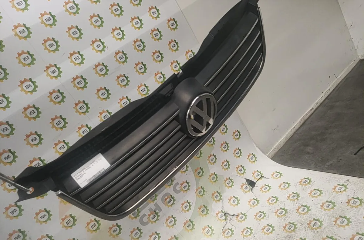 Calandre VOLKSWAGEN PASSAT 4 PHASE 2 occasion