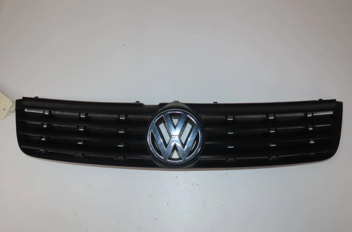 Calandre Volkswagen PASSAT B5 (3B2) 1.9 tdi (1996-2000) occasion