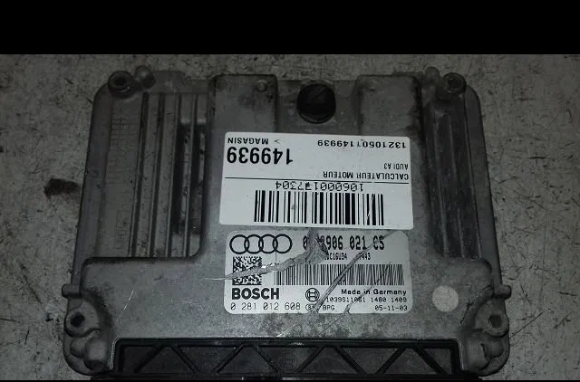 Calculateur moteur Audi A3 Sportback (8PA) 1.9 tdi (2004-2010) occasion — photo 3