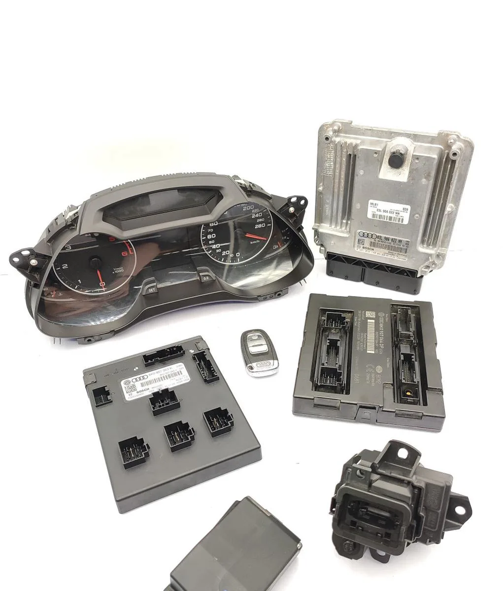 Calculateur moteur AUDI A4 3 AVANT PHASE 1 BREAK occasion