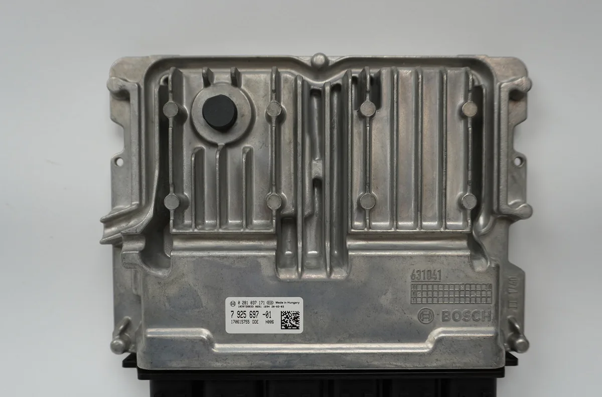 Calculateur moteur Bmw X1 (F48) Sdrive 16 d (2014) occasion