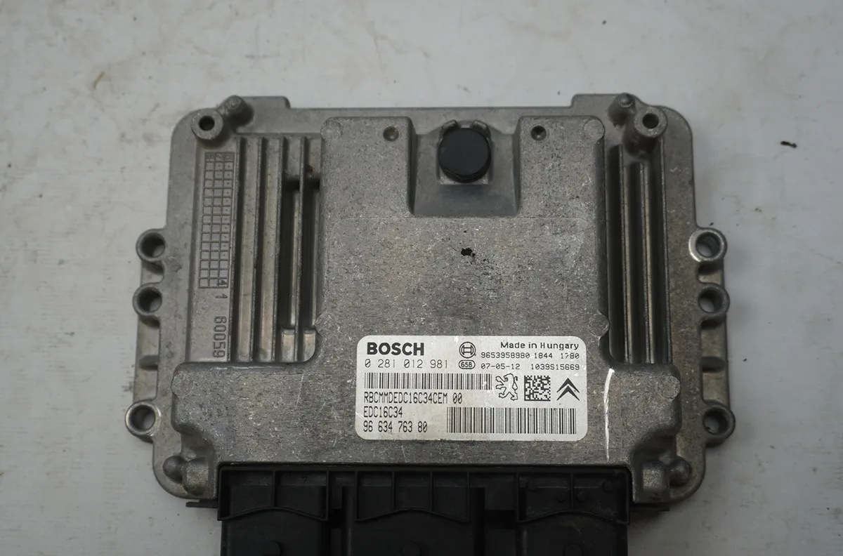 Calculateur moteur Citroën C4 GRAND PICASSO I (UA_) 1.6 hdi (2006-2011) 5 portes occasion