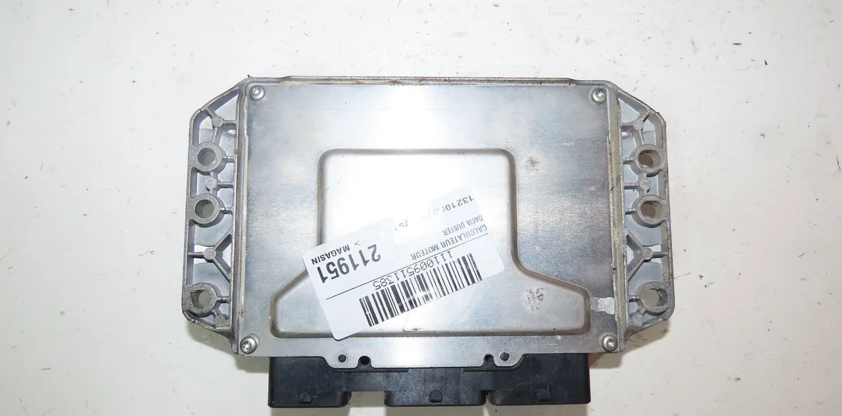 Calculateur moteur Dacia DUSTER (HS_) 1.6 16v 4x4 (2010-2018) occasion