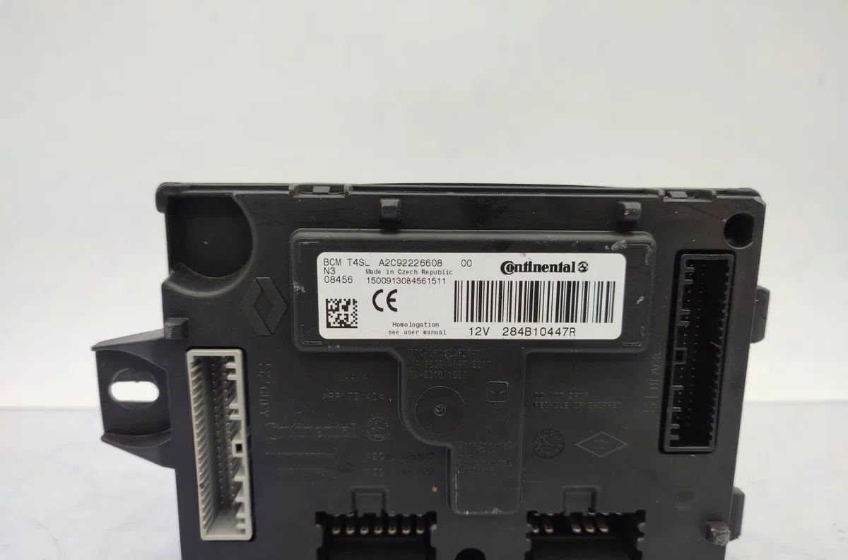 Calculateur moteur DACIA SANDERO 2 PHASE 2 occasion — photo 2
