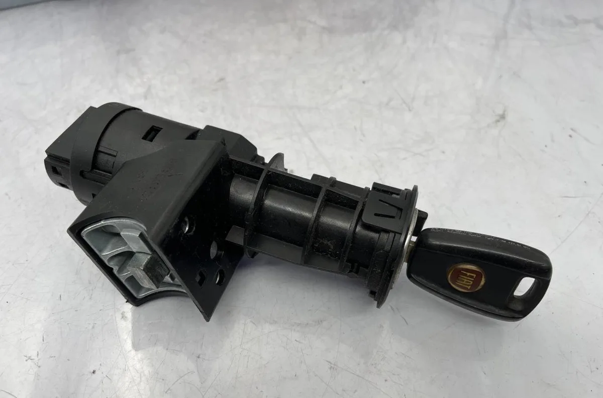 Calculateur moteur FIAT DOBLO 1 PHASE 2 occasion
