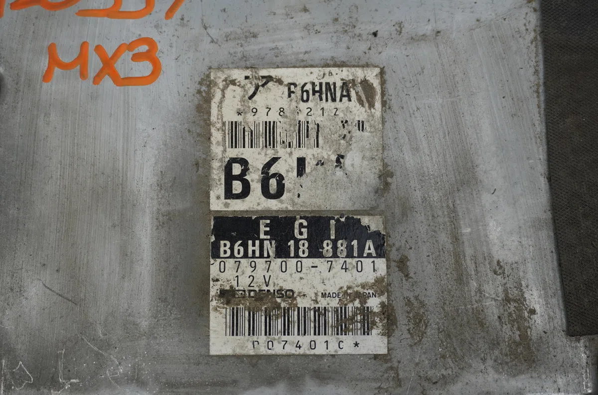 Calculateur moteur Mazda MX-3 (EC) 1.6 i (1993-1998) occasion — photo 4