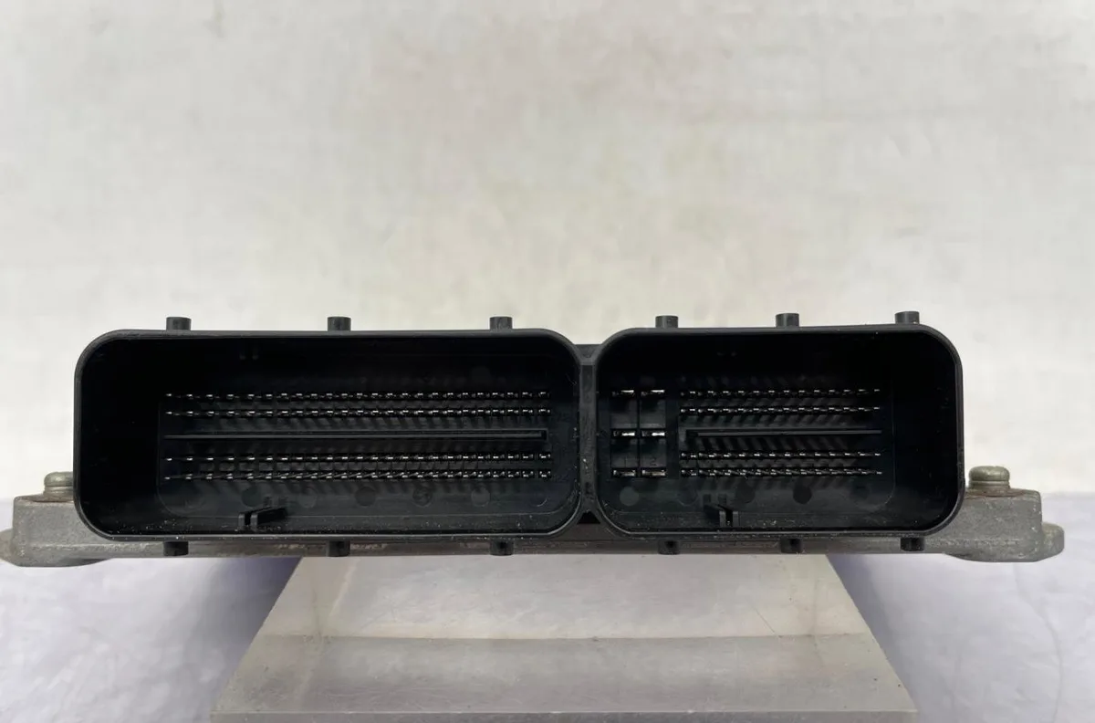 Calculateur moteur MITSUBISHI OUTLANDER 3 PHASE 2 occasion