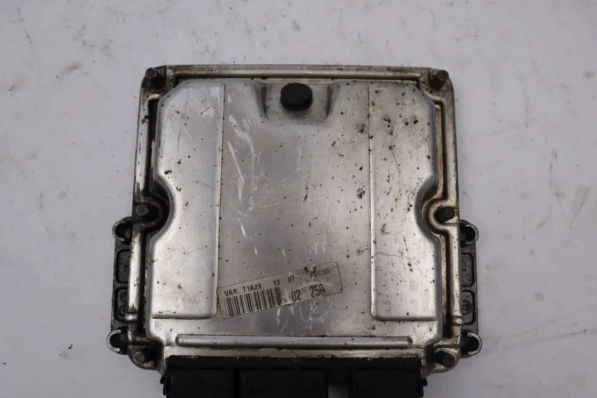 Calculateur moteur PEUGEOT 206  2.0 HDI 90ch occasion