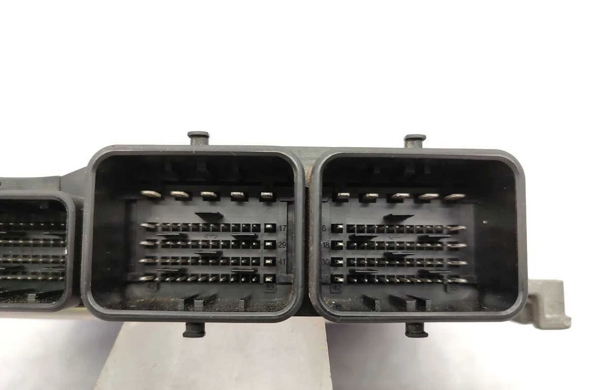 Calculateur moteur PEUGEOT 207 PHASE 2 occasion