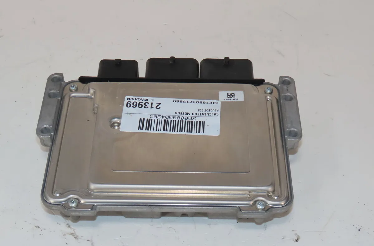 Calculateur moteur Peugeot 208 I (CA_, CC_) 1.6 (2012) occasion