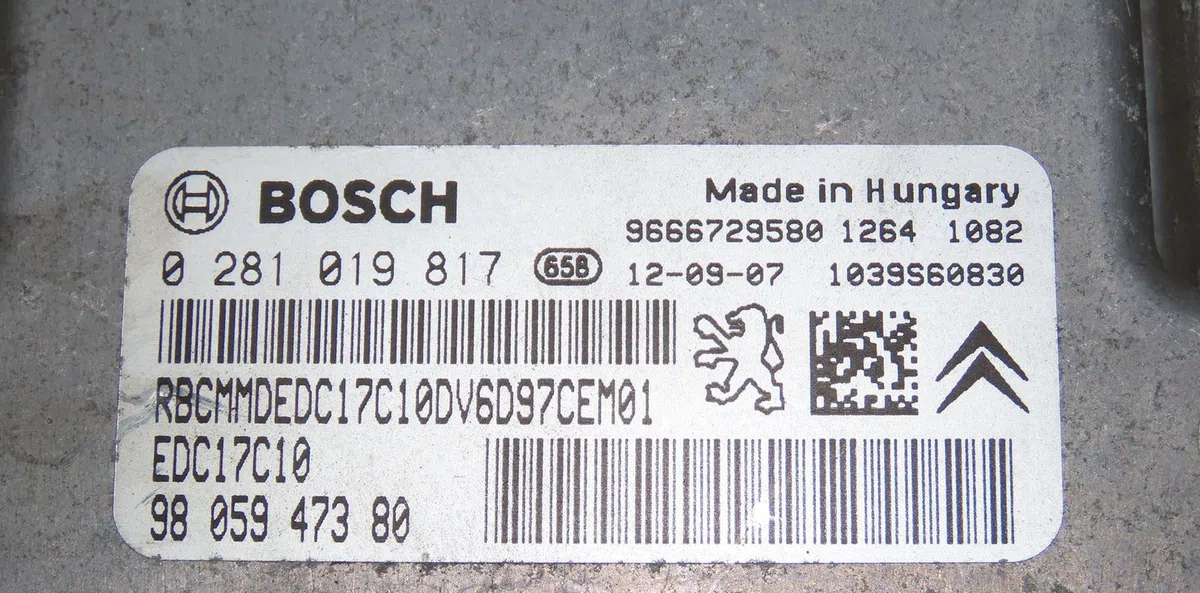 Calculateur moteur Peugeot 208 I (CA_, CC_) 1.6 hdi (2012) 5 portes occasion — photo 2